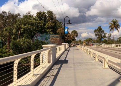 Bridge-leading-to-the-Everglades-Wonder-Gardens-in-Bonita-Spring